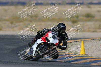 media/Apr-09-2023-SoCal Trackdays (Sun) [[333f347954]]/Turn 11 (10am)/